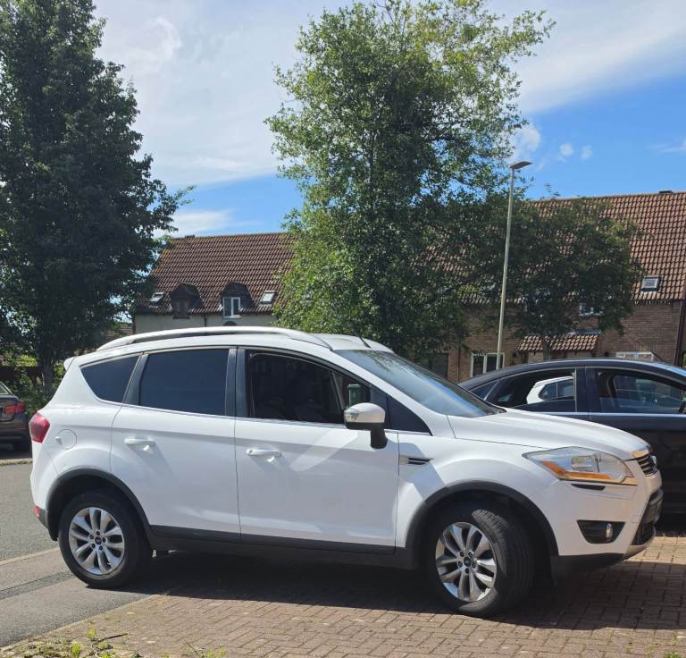 Ford, KUGA, Estate, 2009, Manual, 1997 (cc), 5 doors