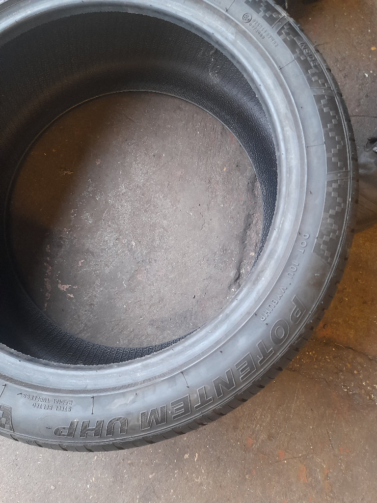 245 55 19  event tyre