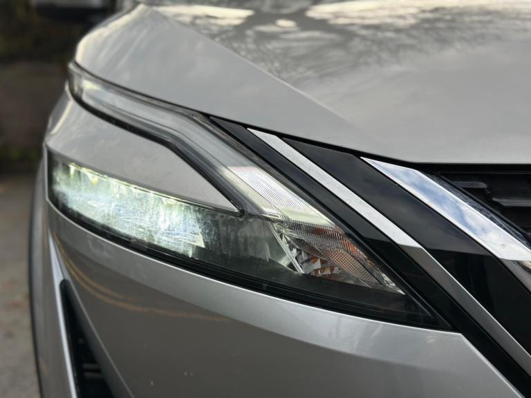 2022 Nissan Qashqai 1.3 DIG-T MHEV Acenta Premium XTRON Euro 6 (s/s) 5dr HATCHBACK Petrol/Electri...