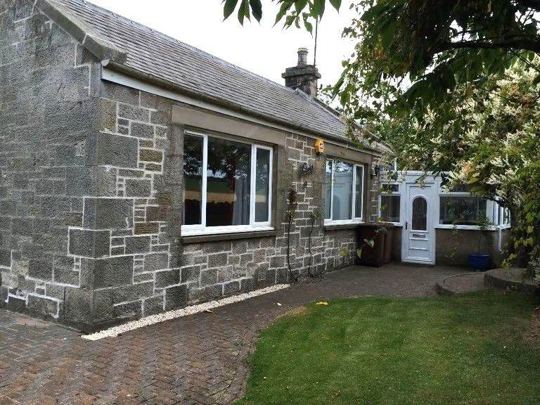 3 Bedroom Detached Cottage / House - Unfurnished - Edinburgh South