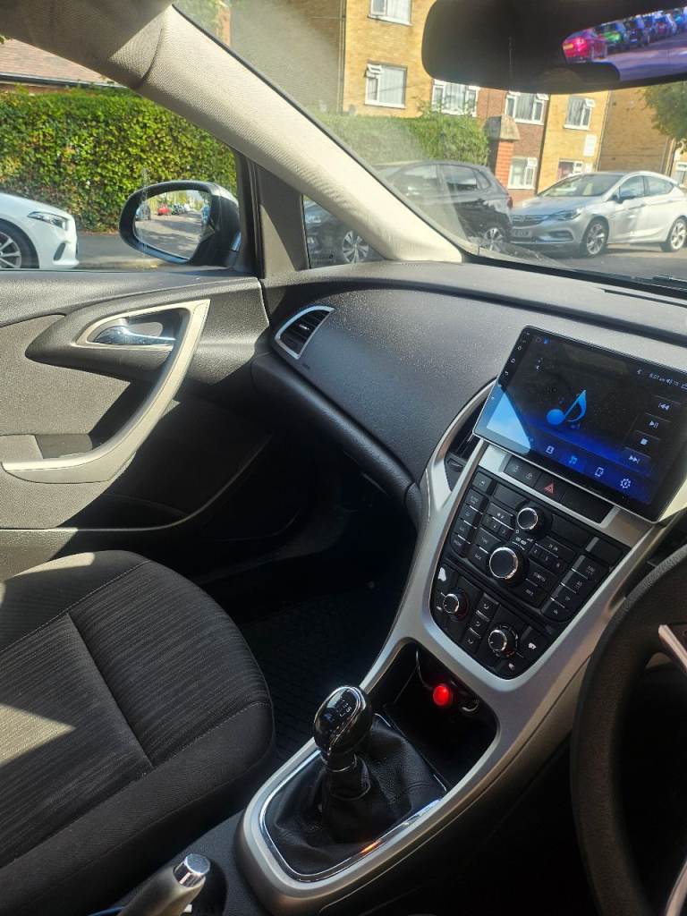 Vauxhall, ASTRA, Hatchback, 2010, Manual, 1398 (cc), 5 doors