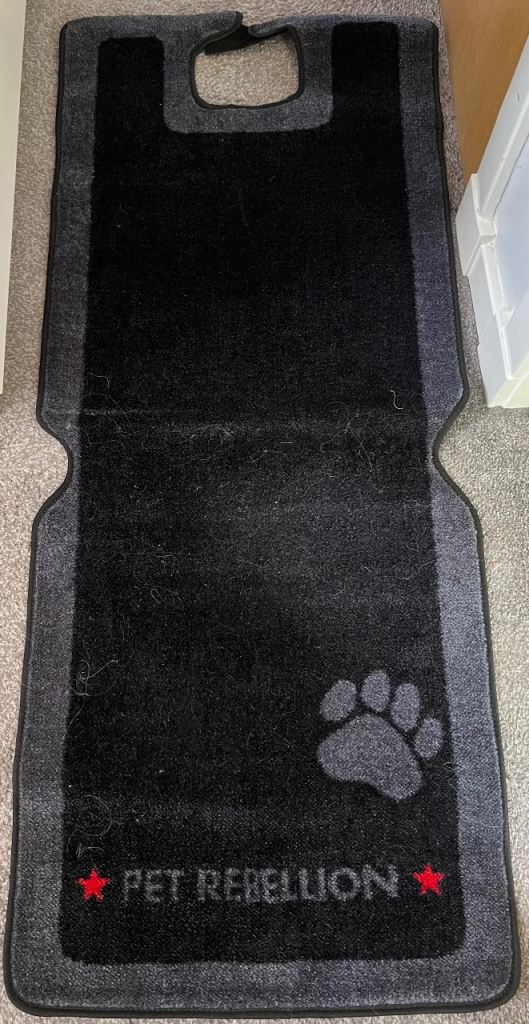 Car seat cover for dog 