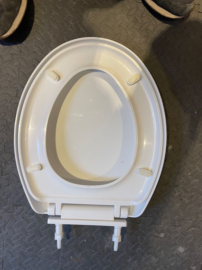 image for White Toliet seat 