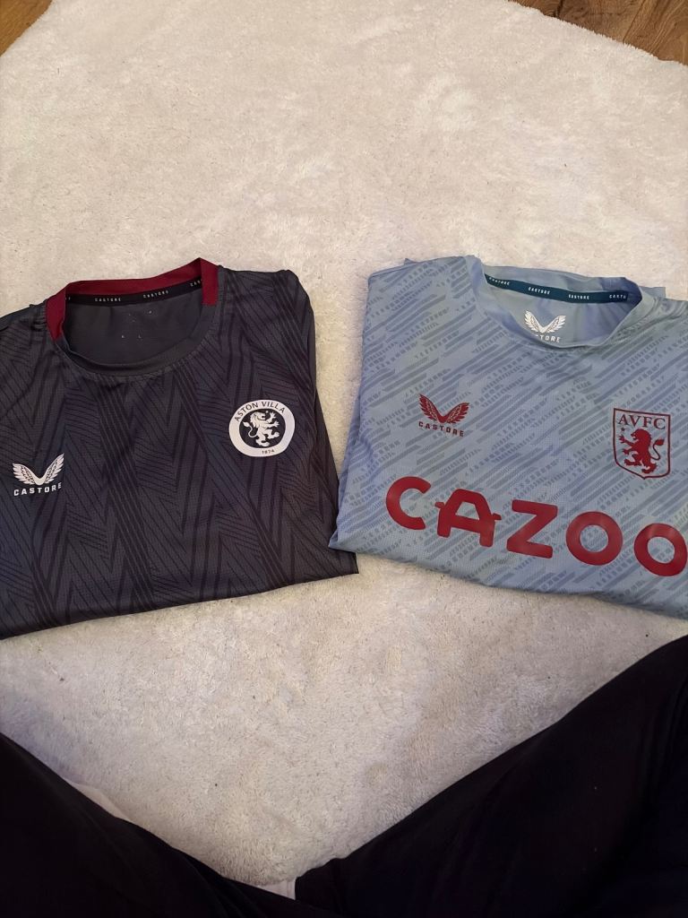 Kids Aston Villa training tops