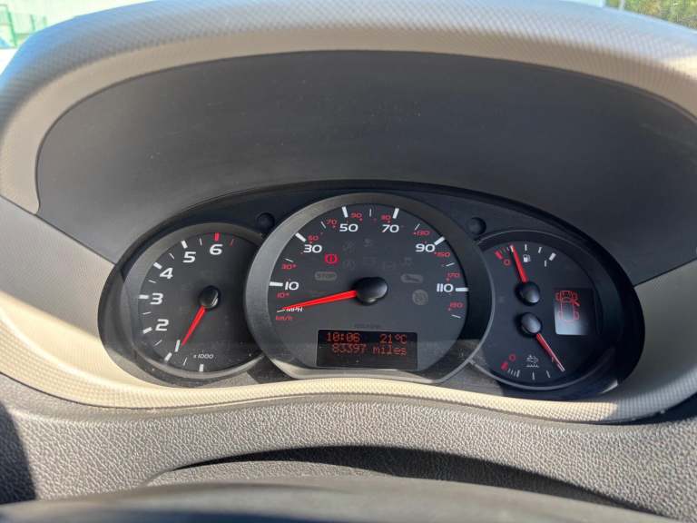 RENAULT MASTER WAV WHEELCHAIR ACCESSIBLE VEHICLE 2.3 FWD SL28 dCi 110 Business