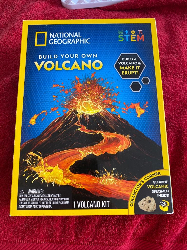 National Geographic Build Your Own VOLCANO Kit - STEM