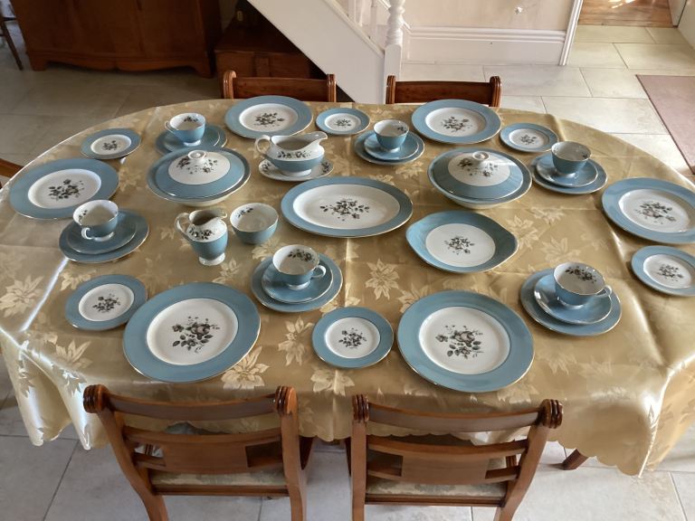 image for Royal Dalton Rose Elegans tea and dinner service