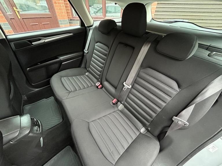 FORD MONDEO 2.0 TDCi Zetec Euro 6 (s/s) 5dr 2015