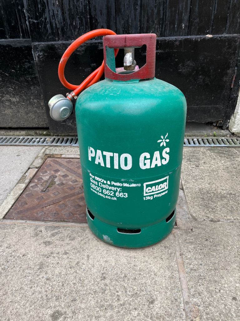 Calor Patio Gas Bottle 13kg Propane with Regulator
