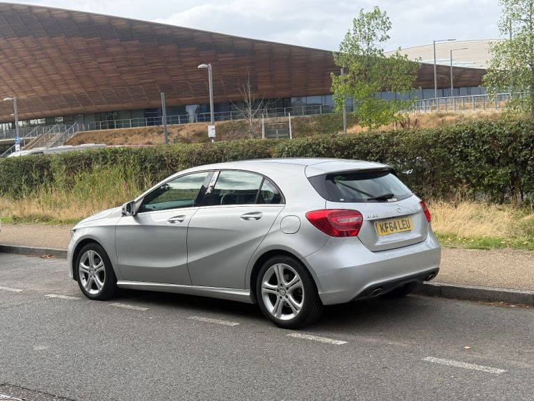 Mercedes-Benz, 2014, 1590 (cc)