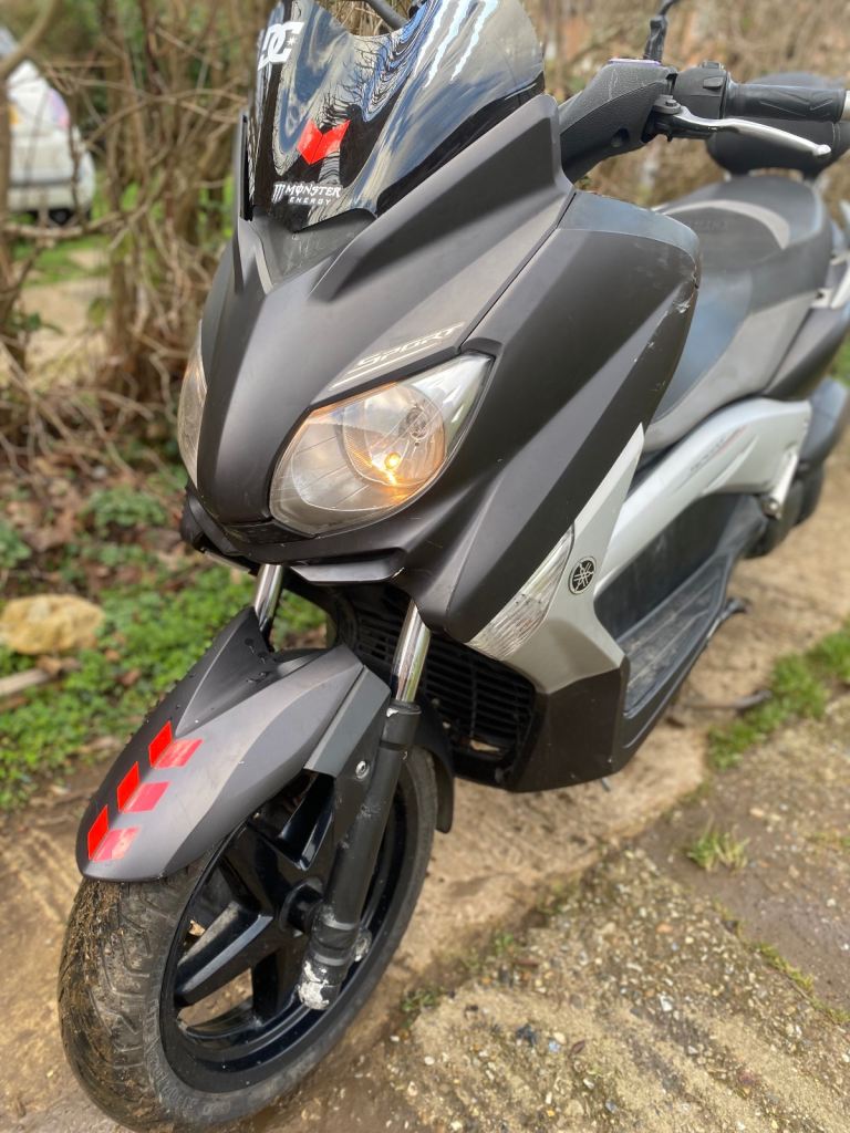 Yamaha, YP, 2011, 249 (cc)