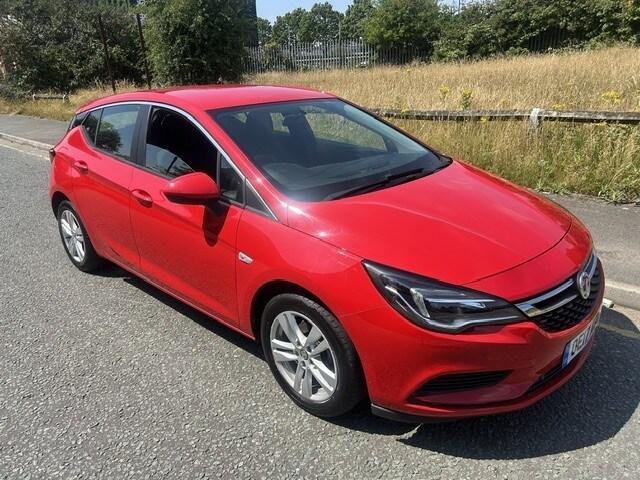 VAUXHALL ASTRA 1.4 i Turbo Tech Line 2017
