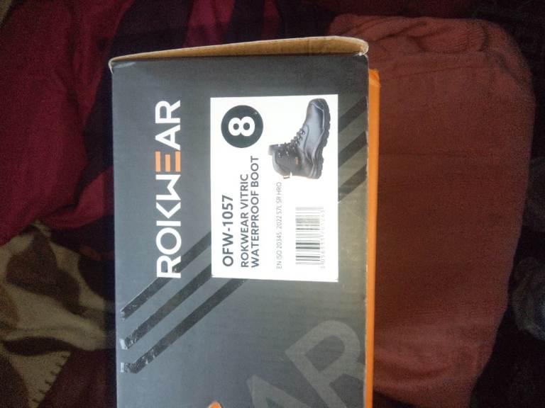 STEEL TOE CAPS BOOTS