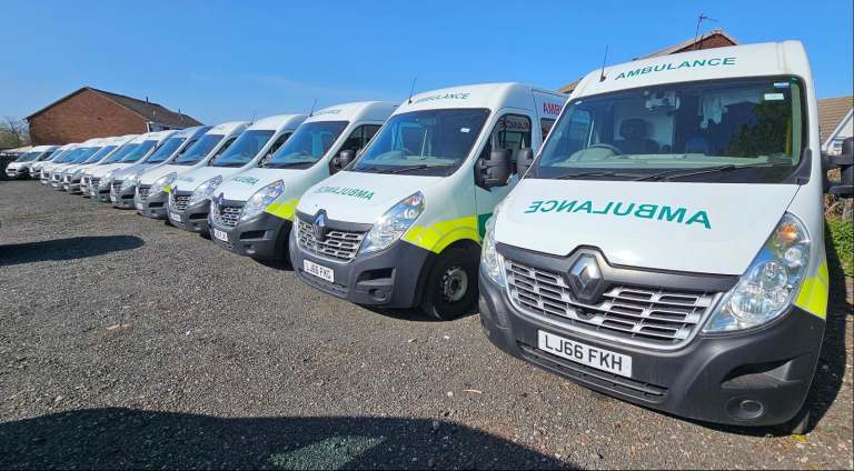 Renault Master 2.3dCi L3 H2 Ambulance PTS Motor Home Camper