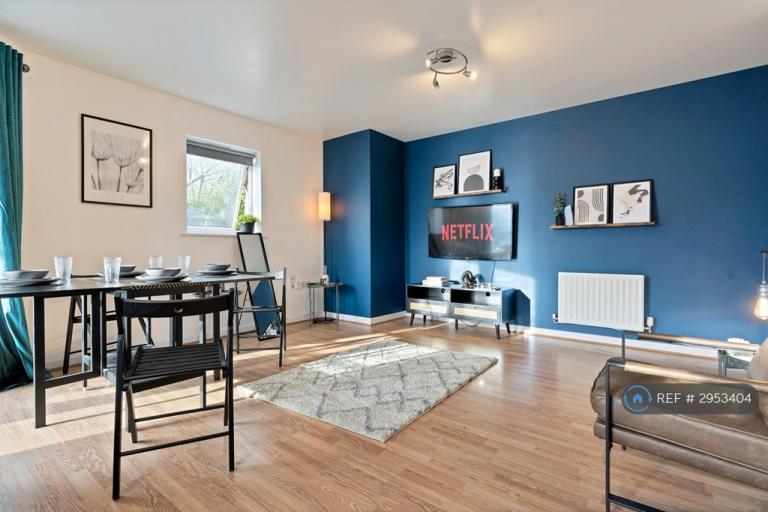 2 bedroom flat in Wicks Place, Chelmsford, CM1 (2 bed) (#2953404)