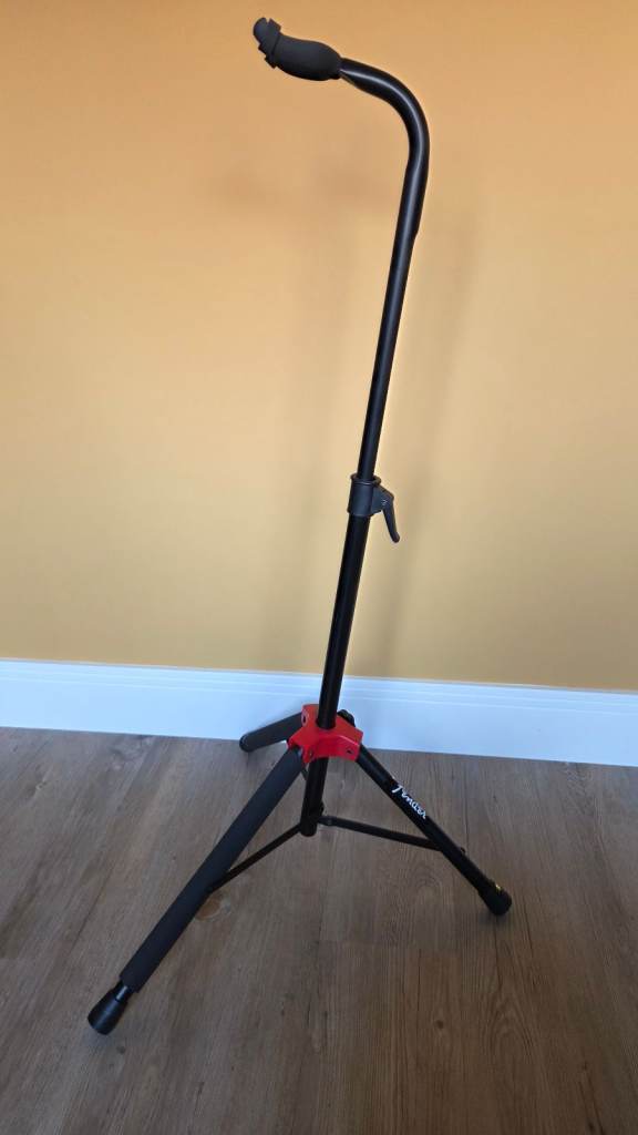 Fender Deluxe Hanging Guitar Stand