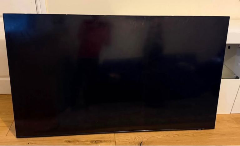 Samsung 65” Smart TV