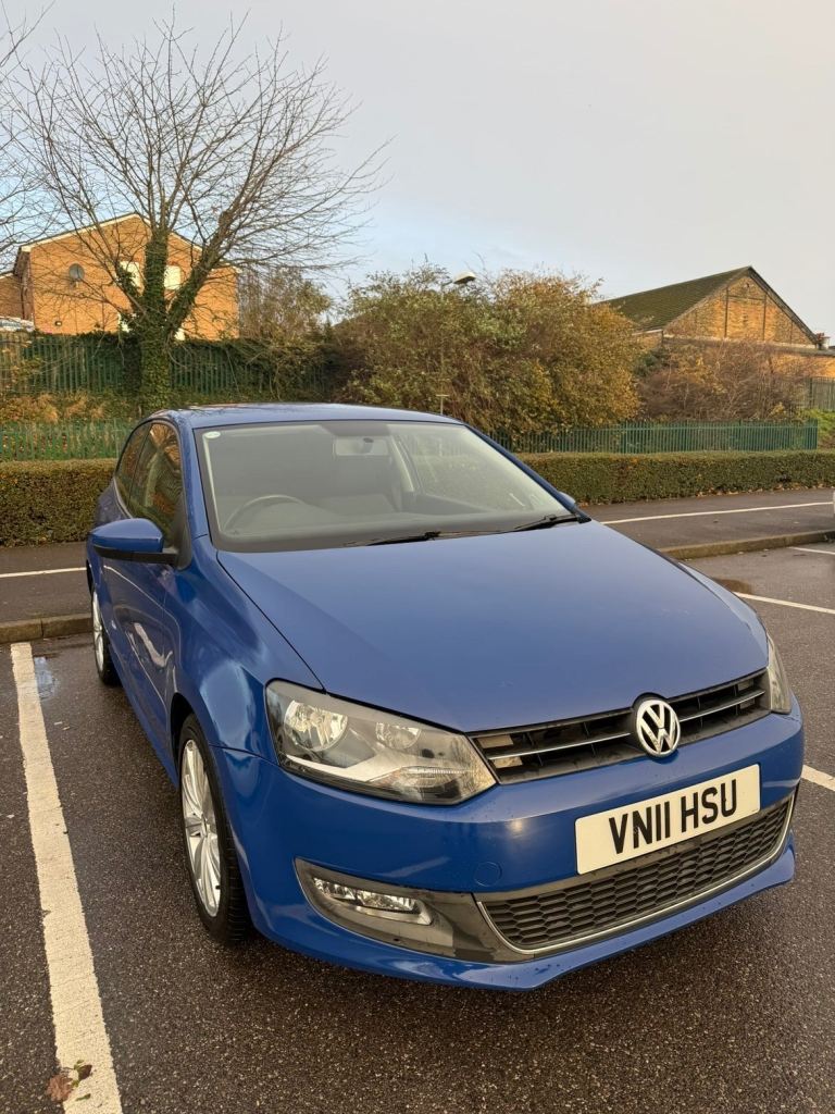 Volkswagen, POLO, Hatchback, 2011, Semi-Auto, 1390 (cc), 3 doors