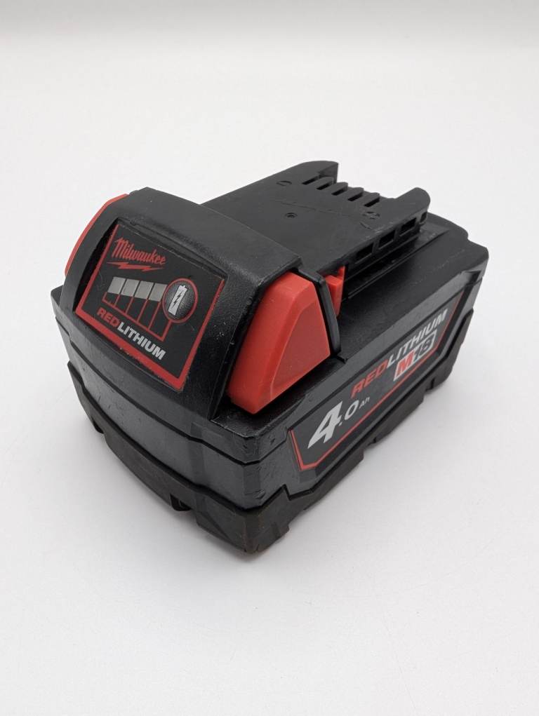 Milwaukee M18 REDLITHIUM 4.0Ah Battery – Good Condition