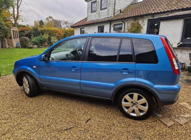 2009 Ford Fusion, AUTOMATIC, 5 door, Petrol