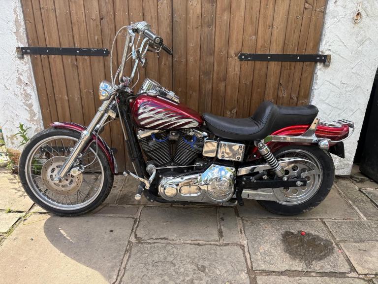 Harley-Davidson 1995 FXDWG Dyna Wide Glide Classic American Cruiser