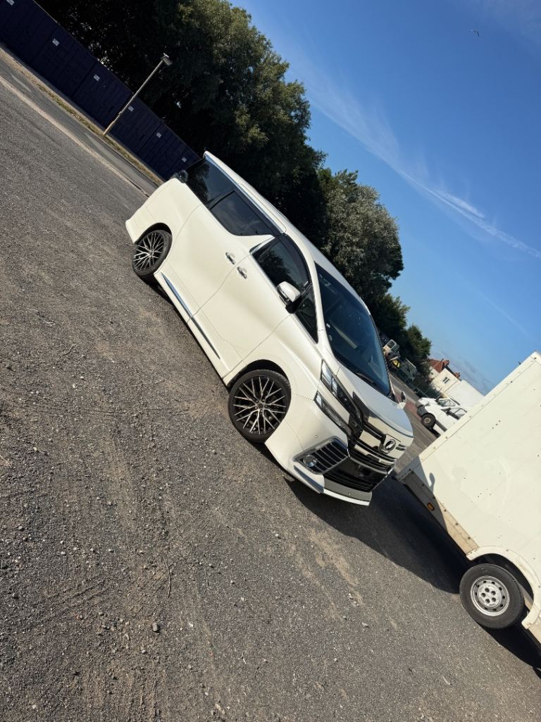 Toyota vellfire ZA  2015 30 series 