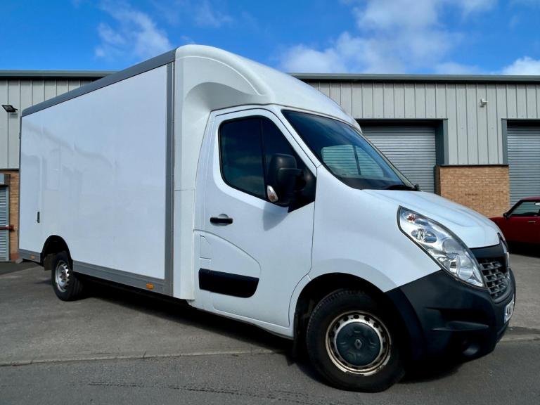 2018 Renault Master 2.3 dCi 35 Business FWD LWB Euro 6 2dr (20m3) PLATFORM CAB Diesel Manual