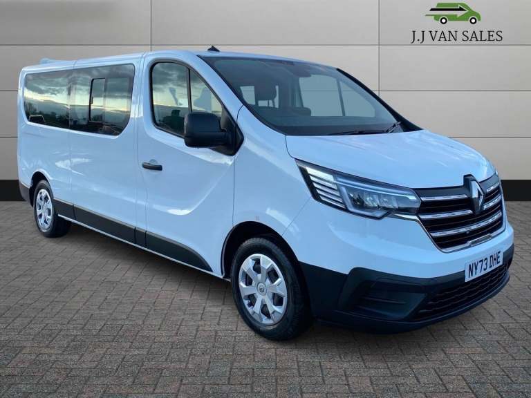 2023 Renault Trafic LL30 Blue dCi 130 Advance Van PANEL VAN DIESEL Manual