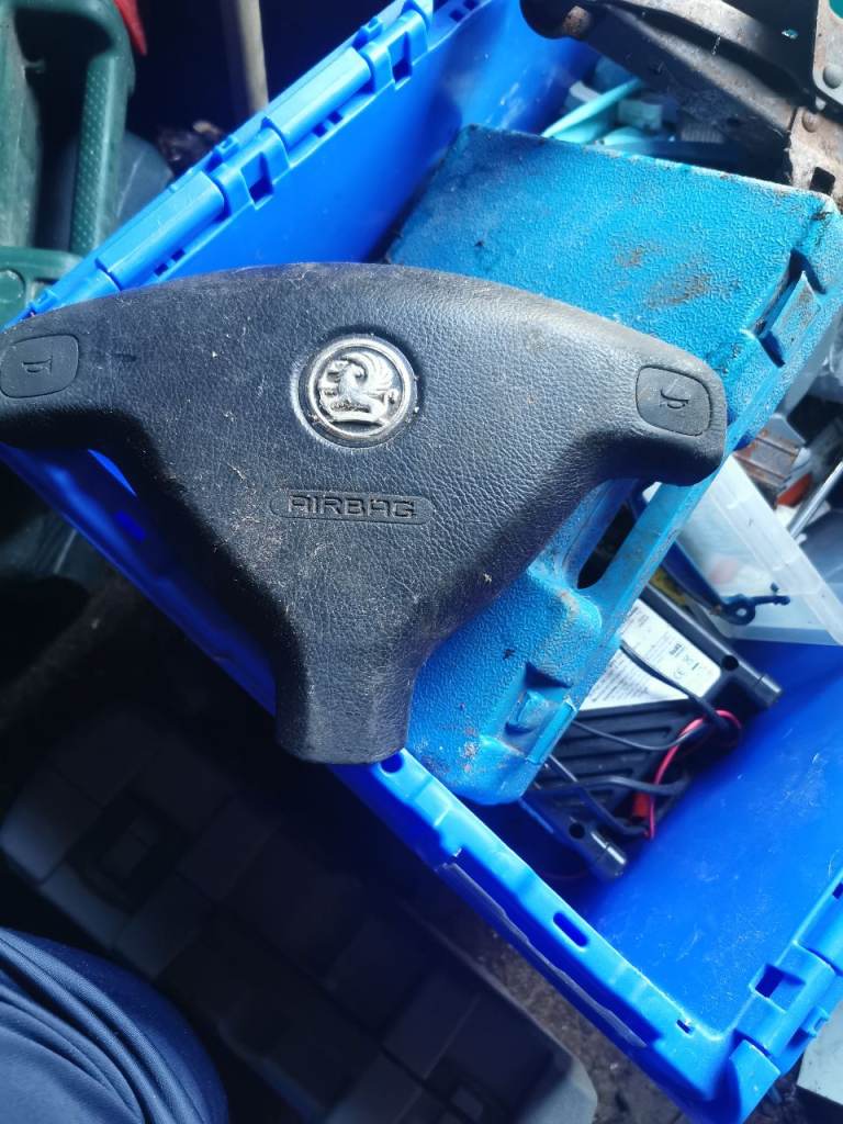 Air bag module 
