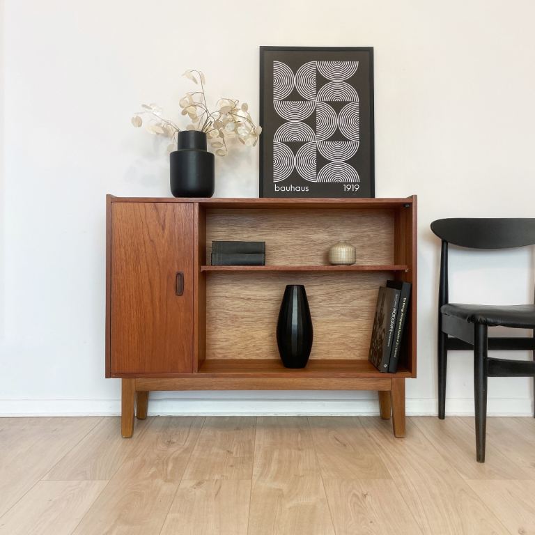 Mid century teak bookcase / display cabinet / small sideboard by Nathan