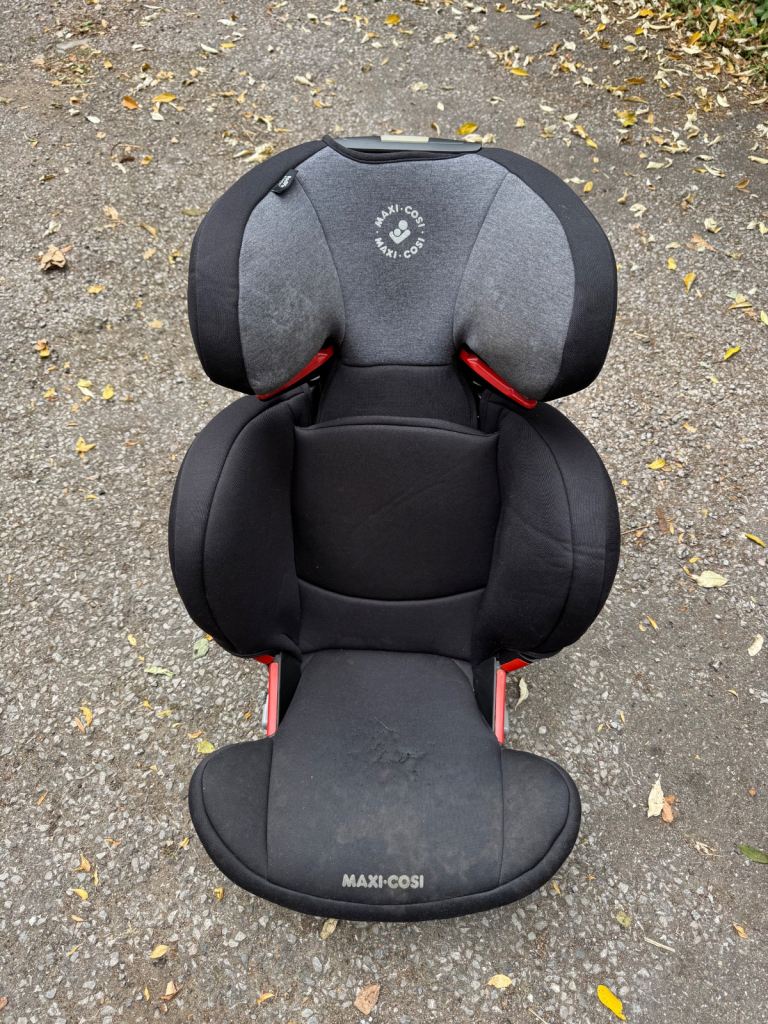 image for Maxi Cosi RodiFix AirProtect Car Seats (2 sold together or separate)