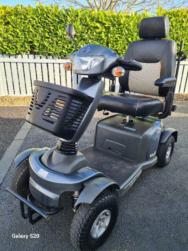 Galaxy 2 mobility scooter good condition can deliver today 