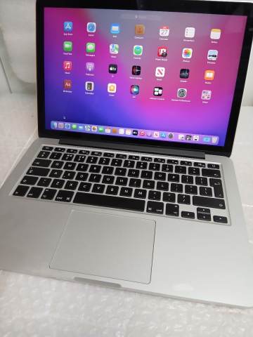 Apple MacBook Pro 13-inch (Early 2015) 256GB SSD, Good Condition