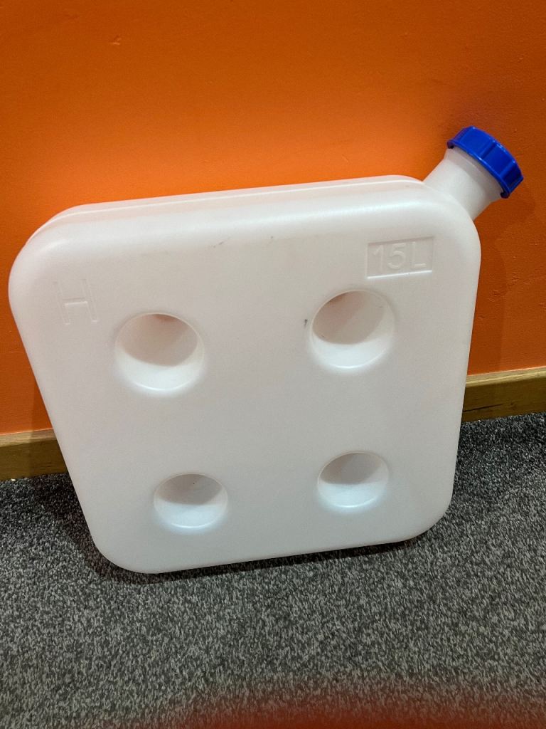 Liquid containers. 10 LTR and 15 LTR 