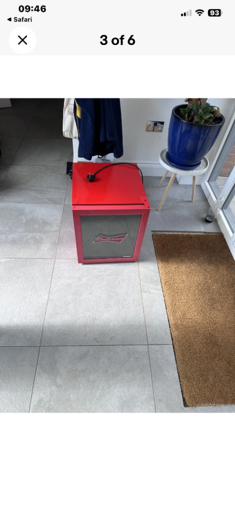 Husky Budweiser fridge 