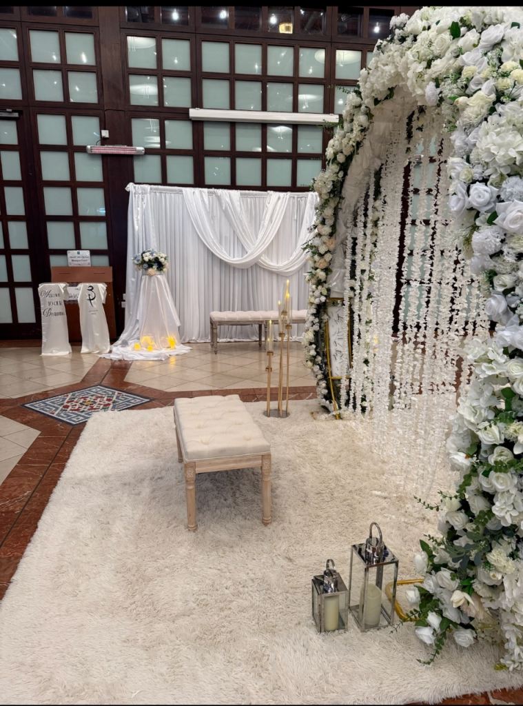 Decor Hire for Wedding/Birthday/Parties/Bridal shower @Decorize.events Instagram