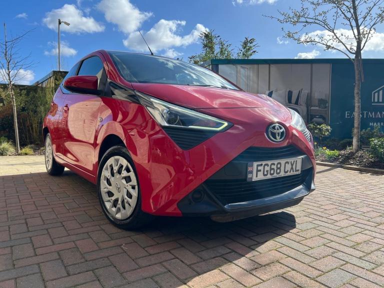 2018 Toyota AYGO 1.0 VVT-i x-play Euro 6 5dr HATCHBACK Petrol Manual