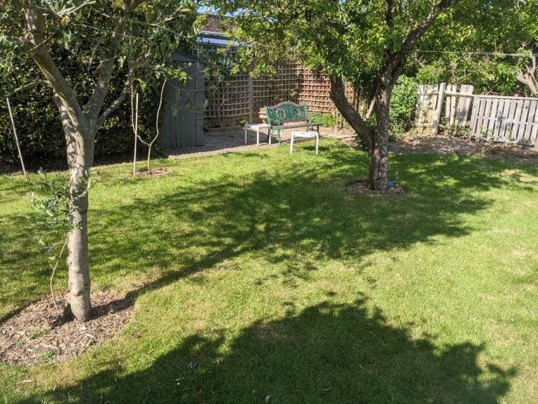 DOUBLE ROOM IN LUXURY PROPERTY NEAR LOCAL AMENITIES