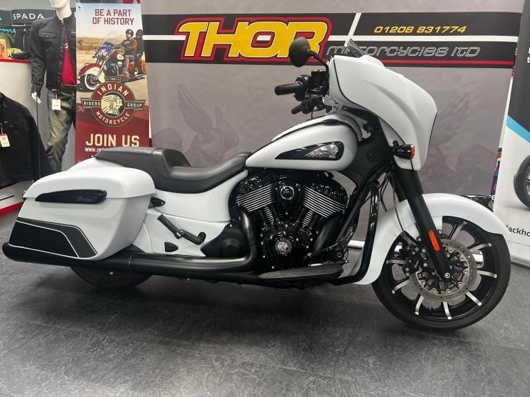 Indian CHIEFTAIN 2024 DARKHORSE 116 1890cc GHOST WHITE 2300 MILES £18995