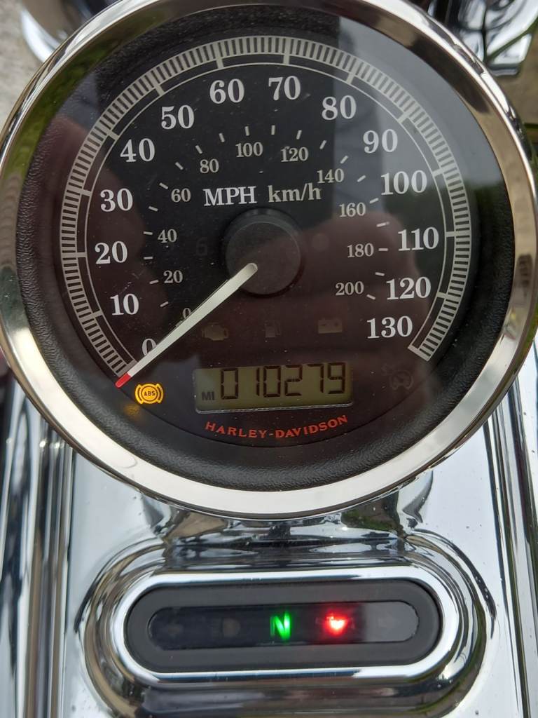 Harley-Davidson, SOFTAIL ROCKER, 2010, 1585 (cc)