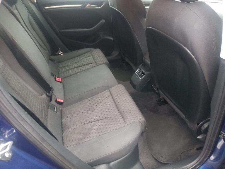 Audi, A3, Hatchback, 2014, Manual, 1598 (cc), 5 doors