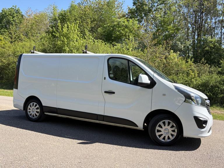 VAUXHALL VIVARO 1.6 CDTi 2900 Sportive 2018