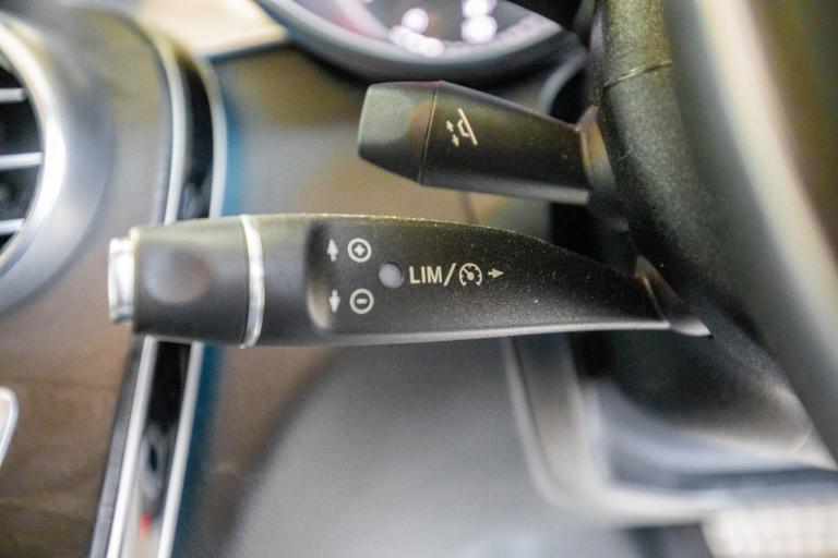 2017 Mercedes-Benz C Class C220d 4Matic AMG Line Premium Plus 4dr Auto SALOON DIESEL Automatic