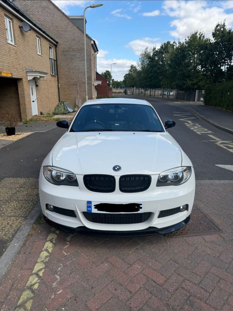 BMW, 1 SERIES, Coupe, 2012, Manual, 1995 (cc), 2 doors