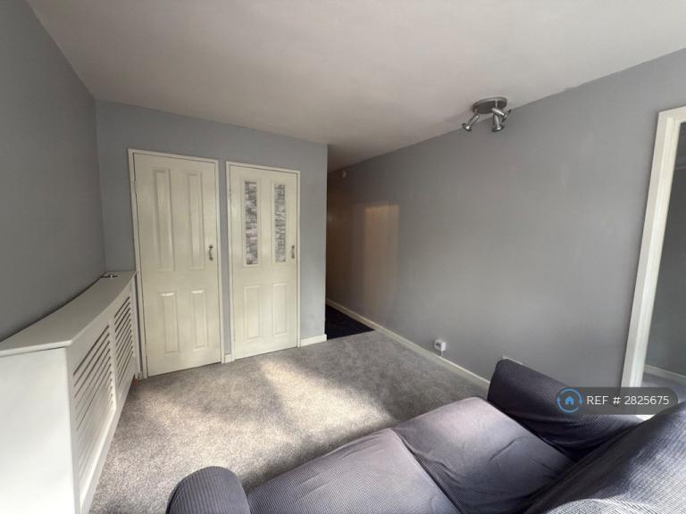 1 bedroom flat in Patterson House, Bristol, BS1 (1 bed) (#2825675)