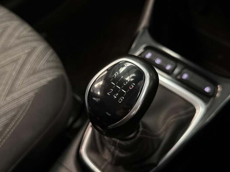 2021 Vauxhall Crossland X 1.2T [110] Griffin 5dr [6 Spd] [Start Stop] Manual Hatchback Petrol Manual