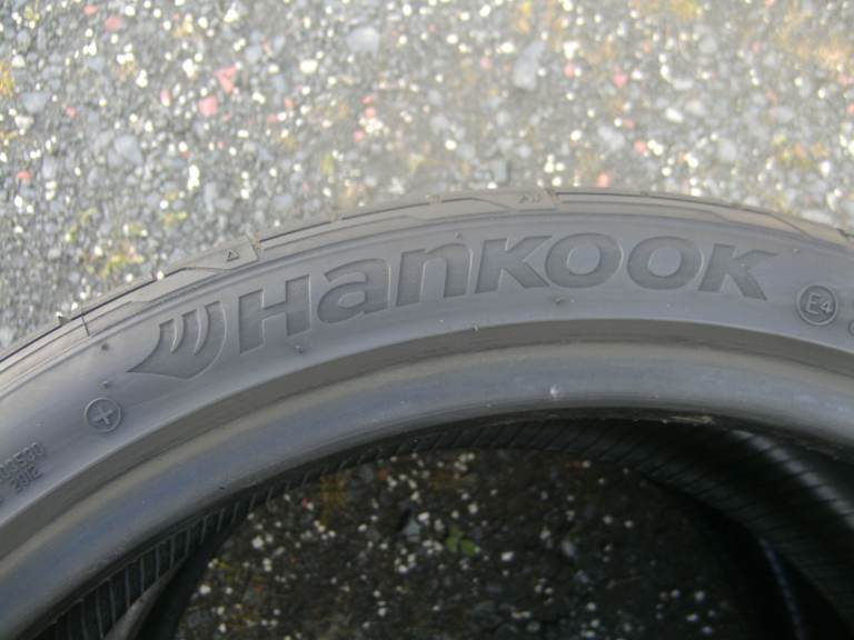 A PAIR HANKOOK VENTUS S1 EVO 3 235/35X19 91Y PART WORN TYRES BOTH 4.5mm TREAD £30 THE PAIR
