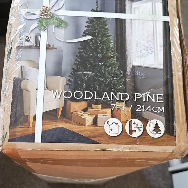 New Woodland Pine 7ft / 214cm Artificial Christmas Tree