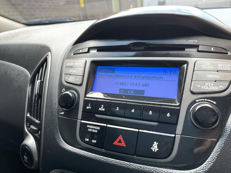 HYUNDAI IX35 1.7 CRDi GO! 2014