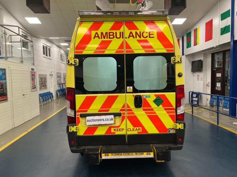 2017 Fiat Ducato 42 MAXI 3.0 MULTIJET POWER 180PS AMBULANCE / CAMPER  NA Diesel Manual